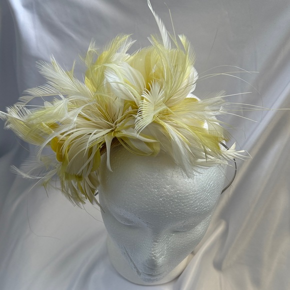 Vintage Yellow and Off White Jacques Vert Feather Fascinator main image 10